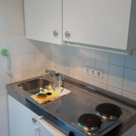 Luv-und-lee-apartment-44a شقة *